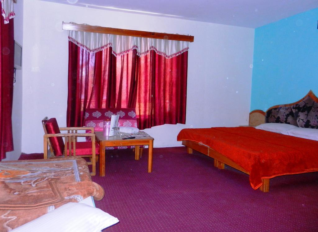 Hotel Ambika Manali  Room photo